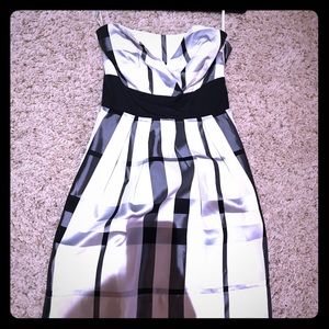 Black and white cocktail dress with pockets